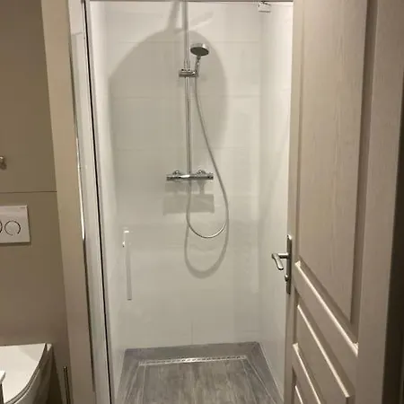 Les Volets Bleus Apartamento