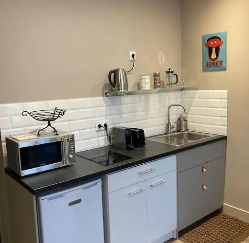 Les Volets Bleus * Онфлёр